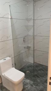Bathroom Image of 950 Sq.ft 1 BHK Builder Floor for rent in Sector 42 Gurgaon for Rs. 48000
