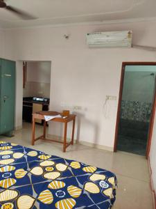 Bedroom Image of 600 Sq.ft 1 RK Builder Floor for rent in LDA Vishesh Khand, Gomti Nagar Lucknow for Rs. 15000