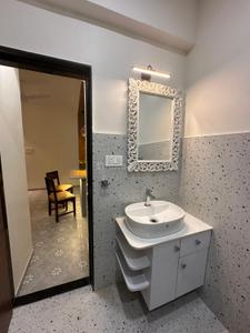 Bathroom Image of 672 Sq.ft 1 BHK Apartment / Flat for sale in Candolim Goa for Rs. 13500000
