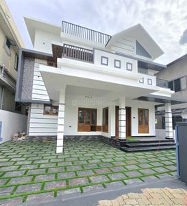 Image of 1800 Sq.ft 3 BHK Independent House for sale in Pukkattupady, Kochi for Rs. 6800000