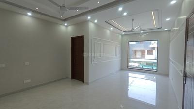 Living Room Image of 3350 Sq.ft 6 BHK Independent House for sale in Gmada Aerocity Mohali for Rs. 42500000