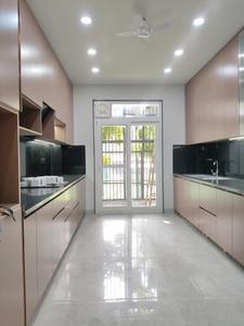 Kitchen Image of 3000 Sq.ft 3 BHK Builder Floor for rent in DLF City Phase 1, DLF Phase 1 Gurgaon for Rs. 100000