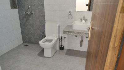Image of 1800 Sq.ft 2 BHK Builder Floor for rent in Sector 46, Gurgaon for Rs. 40000