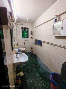 Bathroom Image of 1056 Sq.ft 3 BHK Apartment / Flat for sale in Ganga Estate, Chembur Mumbai for Rs. 28000000