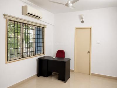 Bedroom Image of 1800 Sq.ft 3 BHK Builder Floor for rent in Adyar Chennai for Rs. 85000