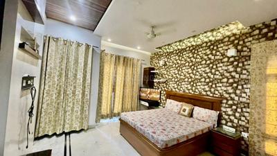 Bedroom Image of 5050 Sq.ft 7 BHK Independent House for sale in Gazipur Zirakpur for Rs. 40000000