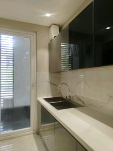 Kitchen Image of 1420 Sq.ft 2 BHK Apartment / Flat for sale in Paras Irene, Sector 70 Gurgaon for Rs. 18000000