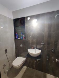 Bathroom Image of 626 Sq.ft 2 BHK Apartment / Flat for rent in Bhoomi Acres, Hiranandani Estate Thane for Rs. 45000