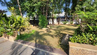 Image of 18000 Sq.ft 5 BHK Independent House for sale in Shree Balaji Heritage Villa, Adalaj, Gandhinagar for Rs. 300000000