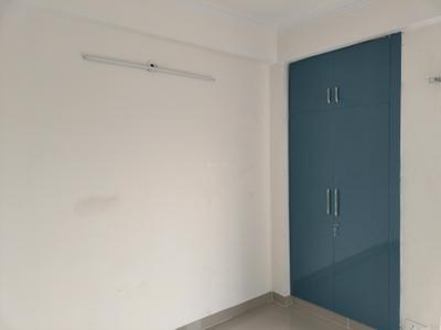 Bedroom Image of 1100 Sq.ft 2.5 BHK Apartment / Flat for rent in Amrapali Centurian Park, Noida Extension Greater Noida for Rs. 19000