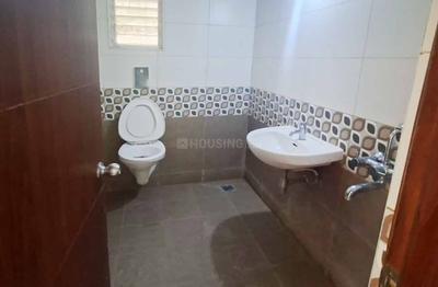 Bathroom Image of 1450 Sq.ft 2 BHK Apartment / Flat for rent in Bairagiguda Hyderabad for Rs. 45000