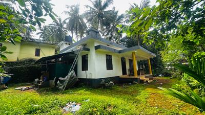 Image of 900 Sq.ft 2 BHK Independent House for sale in Hosdurg, Kanhangad for Rs. 2500000