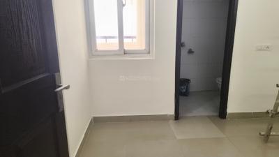 Bedroom Image of 1750 Sq.ft 3.5 BHK Apartment / Flat for rent in Divine Meadows, Sector 108 Noida for Rs. 35000