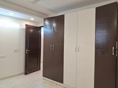 Bedroom Image of 2700 Sq.ft 4 BHK Builder Floor for sale in Paschim Vihar New Delhi for Rs. 40000000