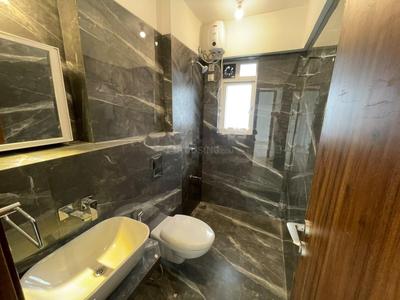 Image of 862 Sq.ft 2 BHK Apartment / Flat for rent in Tristar Bc Corp Arista, Bandra East, Mumbai for Rs. 90000
