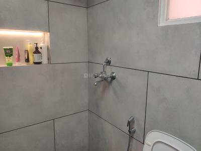 Bathroom Image of 644 Sq.ft 3 BHK Apartment / Flat for sale in Emperium Happy Homes, Sondhapur Panipat for Rs. 5000000