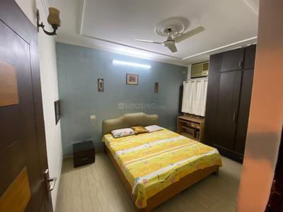 Bedroom Image of 1600 Sq.ft 3 BHK Apartment / Flat for rent in DDA Flats Mayur Vihar, Mayur Vihar Phase 1 New Delhi for Rs. 55000
