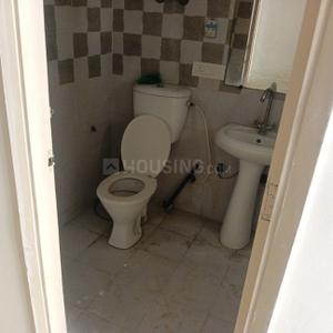 Image of 1075 Sq.ft 2 BHK Apartment / Flat for rent in Gaur City 7th Avenue, Noida Extension, Greater Noida for Rs. 23000