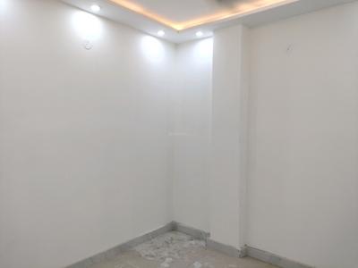 Bedroom Image of 950 Sq.ft 3 BHK Builder Floor for sale in Sector 16 Dwarka New Delhi for Rs. 7500000
