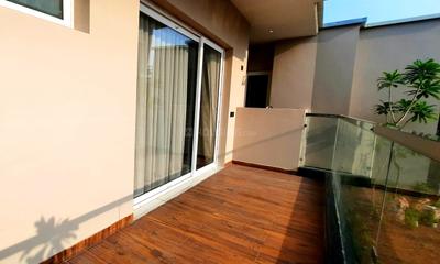 Balcony Image of 3835 Sq.ft 3.5 BHK Penthouse for sale in The Ananta Aspire, Nabha Zirakpur for Rs. 32900000