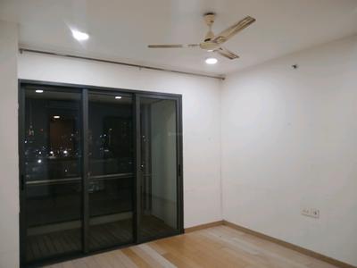 Bedroom Image of 805 Sq.ft 2 BHK Apartment / Flat for sale in Colaba Mumbai for Rs. 35000000
