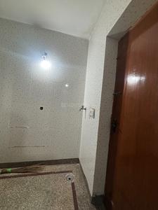 Bathroom Image of 2500 Sq.ft 3 BHK Independent House for rent in Palam Vihar Gurgaon for Rs. 50000