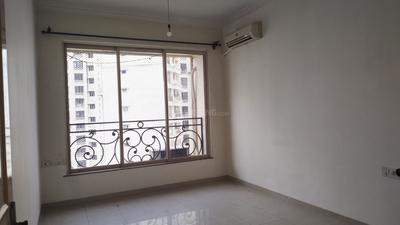 Bedroom Image of 900 Sq.ft 2 BHK Apartment / Flat for sale in Raheja Exotica, Madh Mumbai for Rs. 21000000