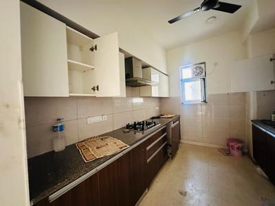 Kitchen Image of 1900 Sq.ft 3 BHK Apartment / Flat for rent in Puri Aanand Vilas, Sector 81 Faridabad for Rs. 60000