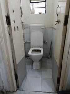 Bathroom Image of 560 Sq.ft 1 BHK Apartment / Flat for sale in Kasba Peth Pune for Rs. 4500000
