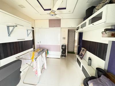 Bedroom Image of 890 Sq.ft 2 BHK Apartment / Flat for sale in Goregaon West Mumbai for Rs. 24500000
