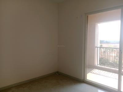 Living Room Image of 988 Sq.ft 2 BHK Apartment / Flat for rent in Mahindra Nestalgia, Pimpri Pune for Rs. 42000