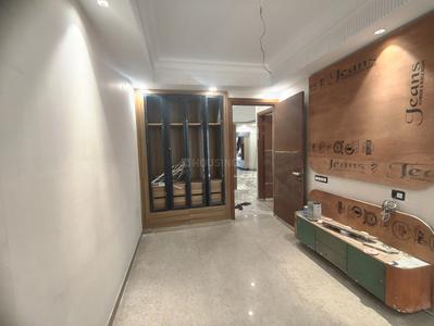 Image of 1130 Sq.ft 3 BHK Builder Floor for sale in Mansarover Garden, New Delhi for Rs. 24200000
