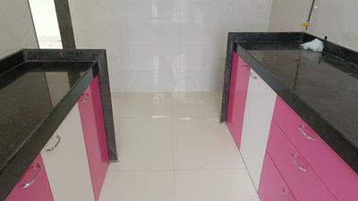 Kitchen Image of 600 Sq.ft 1 BHK Apartment / Flat for sale in Malad East Mumbai for Rs. 11000000