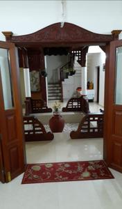 Hall Image of 4500 Sq.ft 5 BHK Independent House for sale in Maradu Kochi for Rs. 30000000