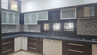 Kitchen Image of 3000 Sq.ft 4 BHK Villa for sale in Indu Fortune Fields Villas, Kukatpally Hyderabad for Rs. 82500000
