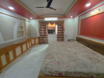 Bedroom Image of 3000 Sq.ft 5 BHK Apartment / Flat for sale in Bodakdev Ahmedabad for Rs. 22500000