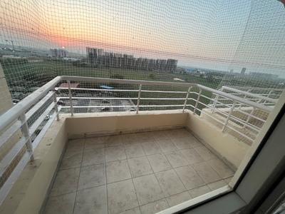 Balcony Image of 2870 Sq.ft 4 BHK Apartment / Flat for sale in Indiabulls Centrum Park, Sector 103 Gurgaon for Rs. 29500000
