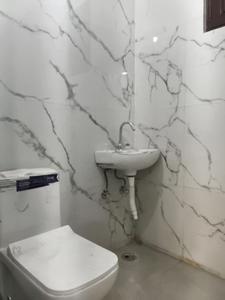 Common Bathroom Image of 900 Sq.ft 2 BHK Apartment / Flat for sale in Krishna Elite Homes, Noida Extension Greater Noida for Rs. 3845000