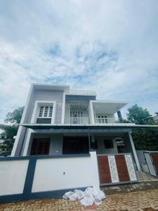 Image of 2300 Sq.ft 3 BHK Independent House for sale in Kalamassery, Kochi for Rs. 7500000