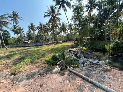 Image of 2000 Sq.ft Residential Plot / Land for sale in Arookutty, Kochi for Rs. 370000