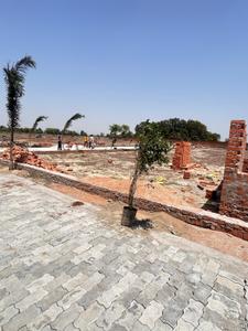 Image of 1000 Sq.ft Residential Plot / Land for sale in Charbagh, Lucknow for Rs. 1100000