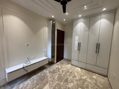 Bedroom Image of 1112 Sq.ft 3 BHK Builder Floor for sale in Vikaspuri New Delhi for Rs. 22000000