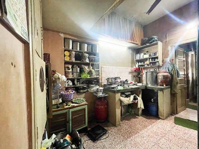 Kitchen Image of 1350 Sq.ft 3 BHK Independent House for sale in Khokhra Ahmedabad for Rs. 20000000