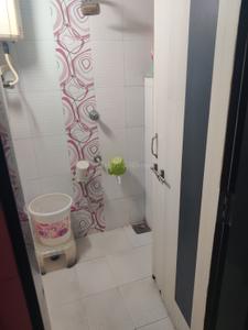 Bathroom Image of 900 Sq.ft 2 BHK Apartment / Flat for sale in Maninagar Ahmedabad for Rs. 6000000