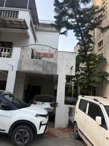 Image of 3000 Sq.ft 3 BHK Independent House for sale in L.P.Savani, Surat for Rs. 17500000