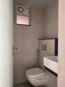 Common Bathroom Image of 672 Sq.ft 1 BHK Apartment / Flat for rent in Godrej Green Vistas, Mahalunge Pune for Rs. 22000
