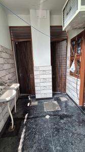 Bathroom Image of 651 Sq.ft 1 BHK Builder Floor for rent in Delta II Greater Noida for Rs. 17000