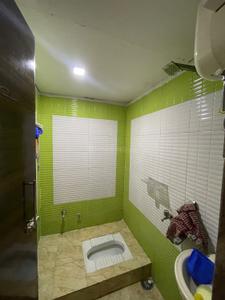 Bathroom Image of 1000 Sq.ft 2 BHK Apartment / Flat for rent in Mahalakshmi Nagar Indore for Rs. 25000