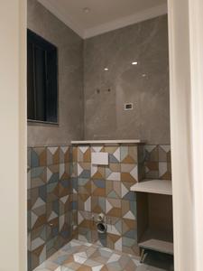 Common Bathroom Image of 1500 Sq.ft 3 BHK Builder Floor for sale in Indirapuram Ghaziabad for Rs. 17000000