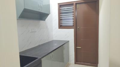 Kitchen Image of 600 Sq.ft 1 BHK Builder Floor for rent in Adugodi Bengaluru for Rs. 27000